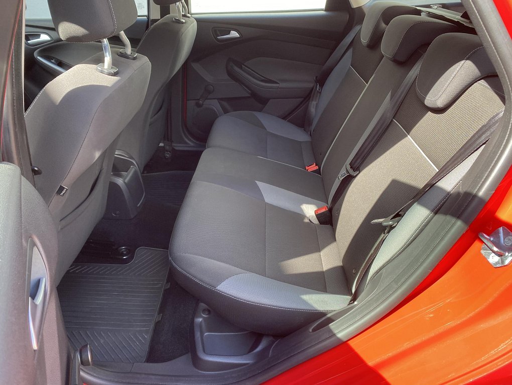 Ford Focus 1.6i 