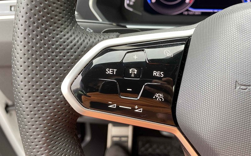 Volkswagen Tiguan 2.0 TSI R-Line