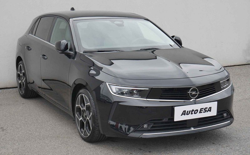 Opel Astra 1.2PT Elegance