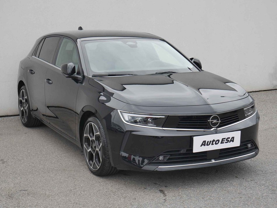 Opel Astra 1.2PT Elegance
