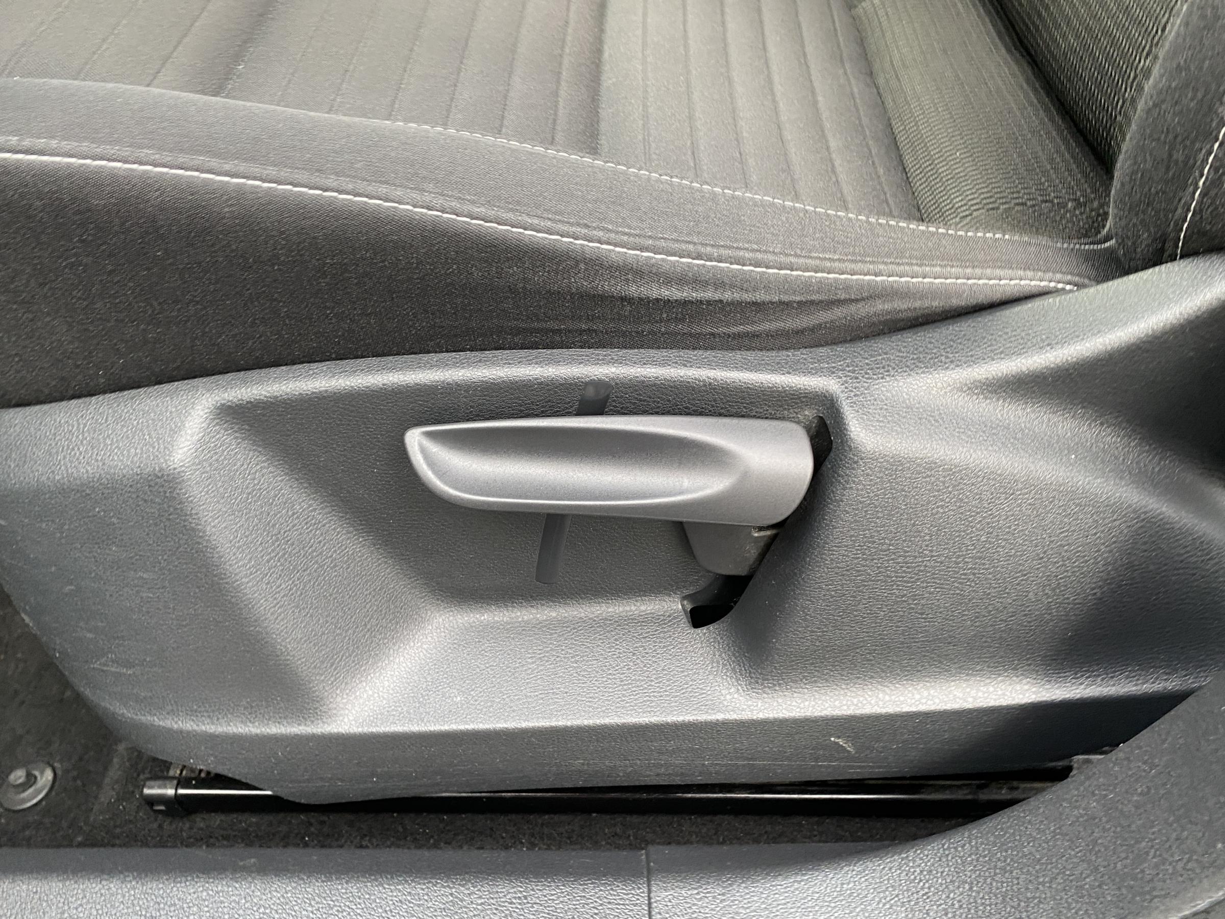 Volkswagen Tiguan, 2014 - pohled č. 14