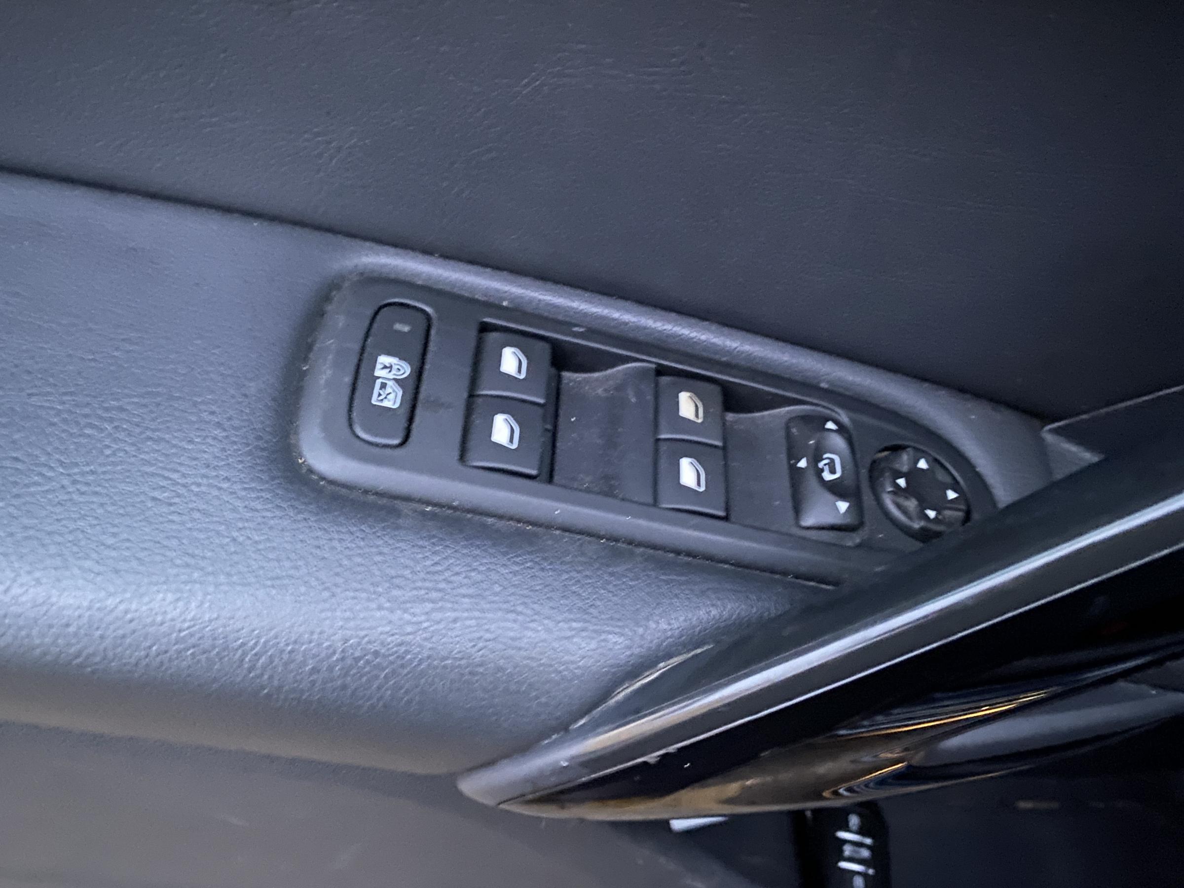 Peugeot 508, 2013 - pohled č. 12