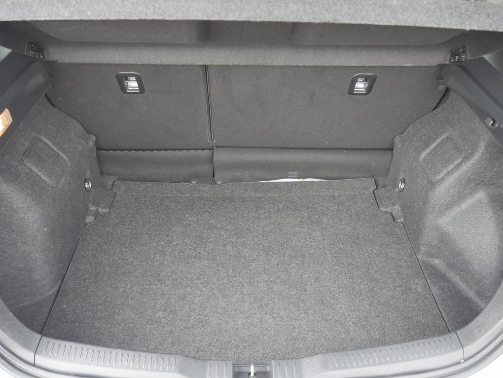 Toyota Auris 1.6i 