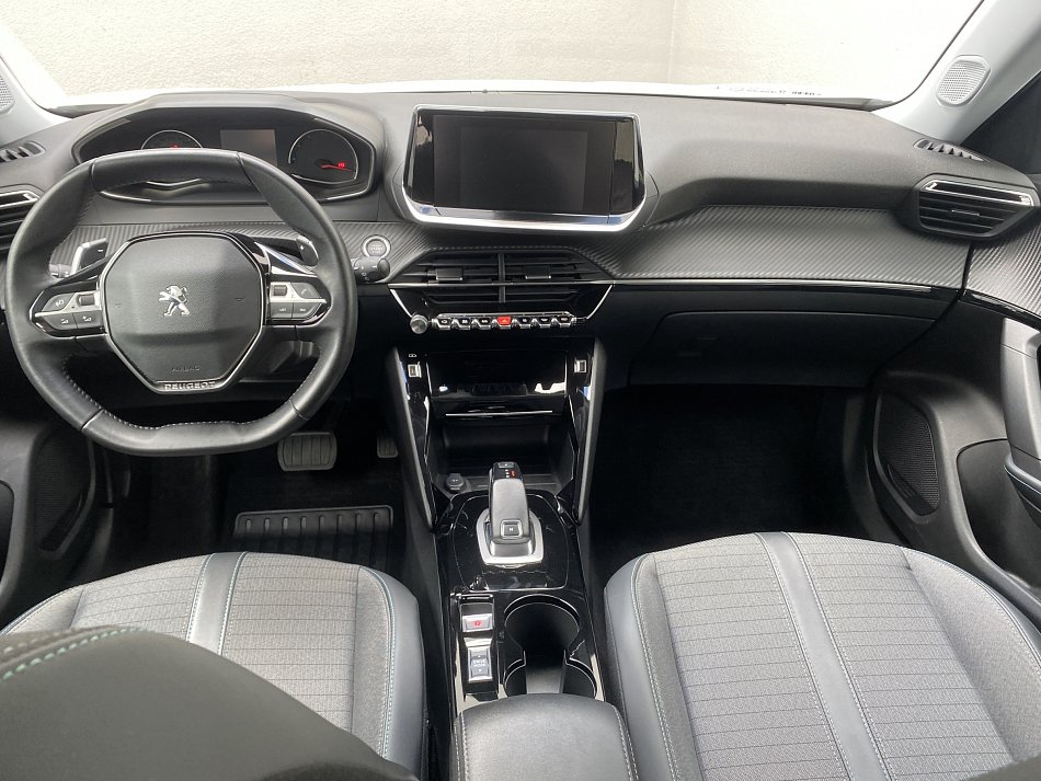 Peugeot 2008 1.2PT Allure