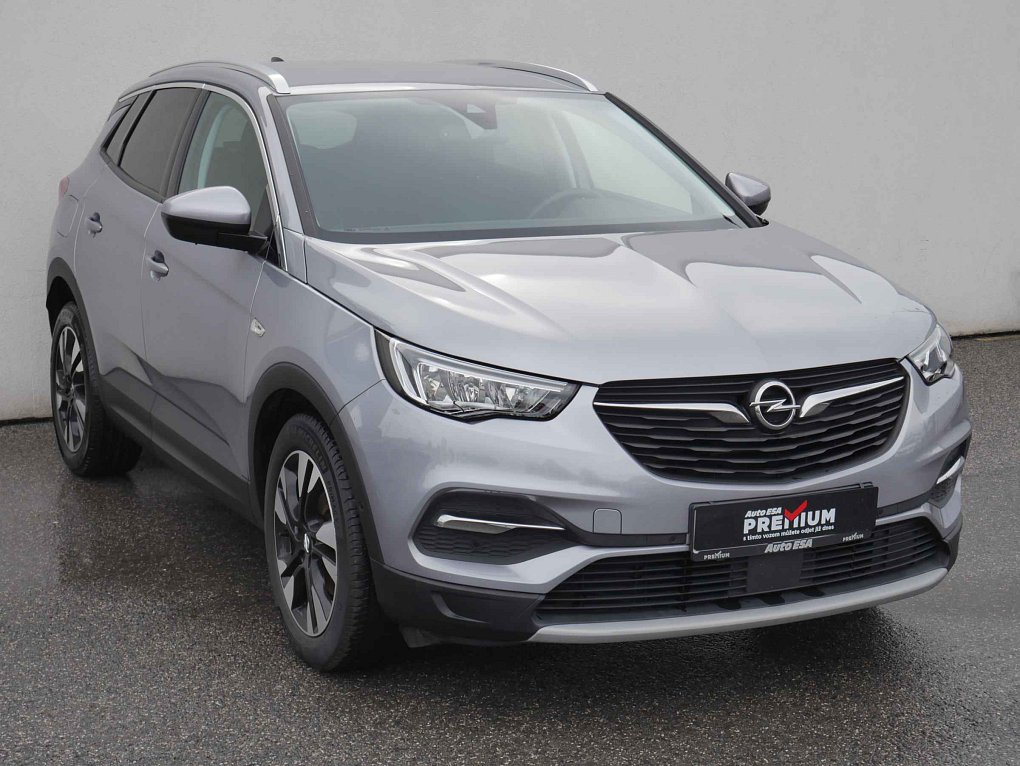 Opel Grandland X 1.2 PT Innovation