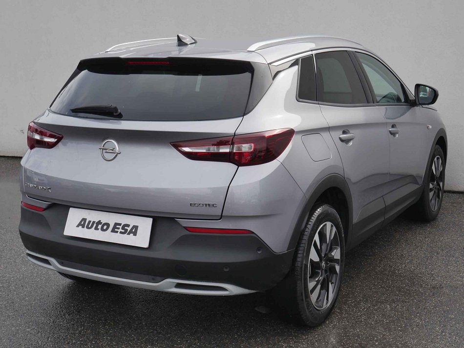 Opel Grandland X 1.2 PT Innovation