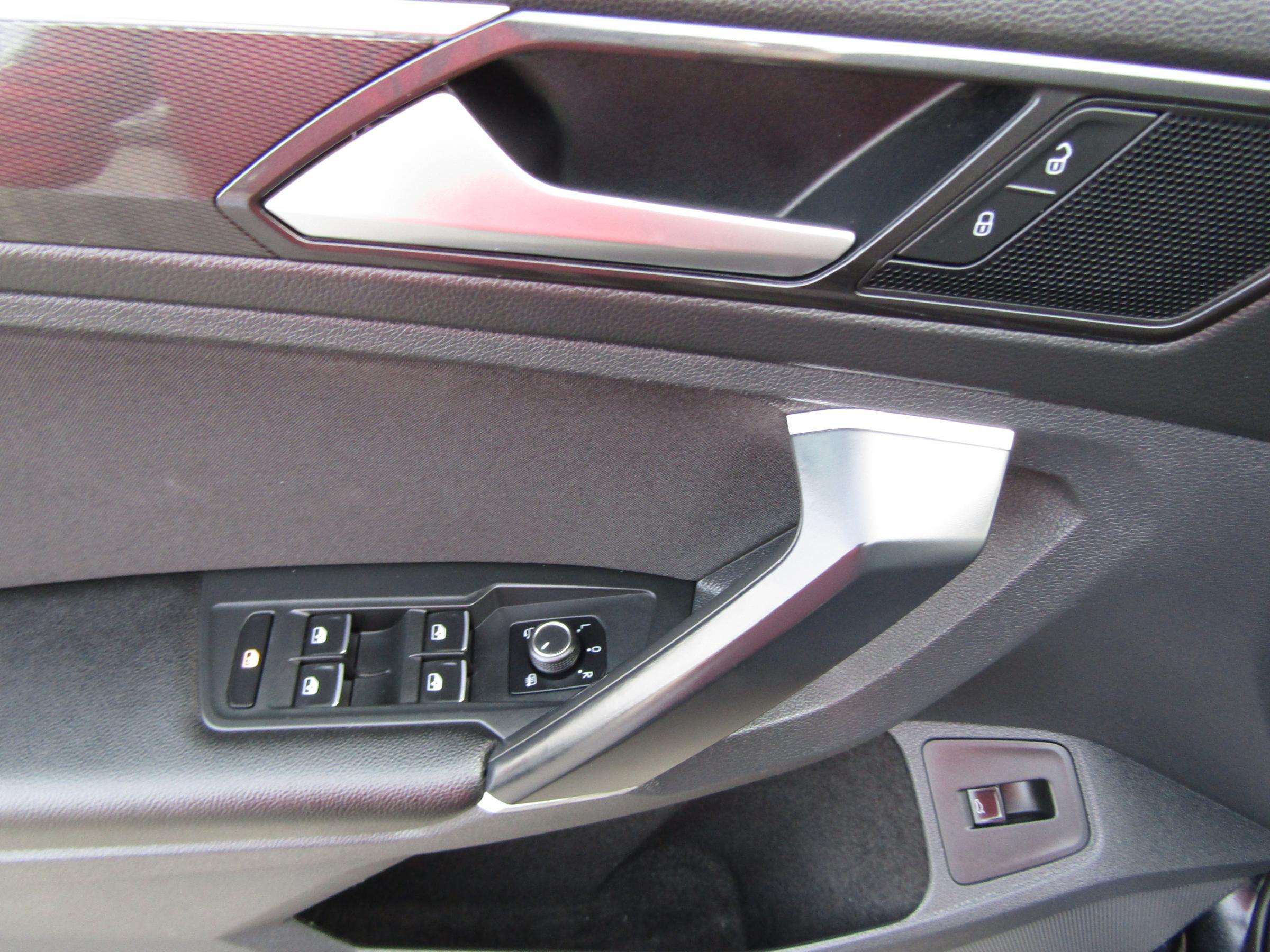 Volkswagen Tiguan, 2016 - pohled č. 11