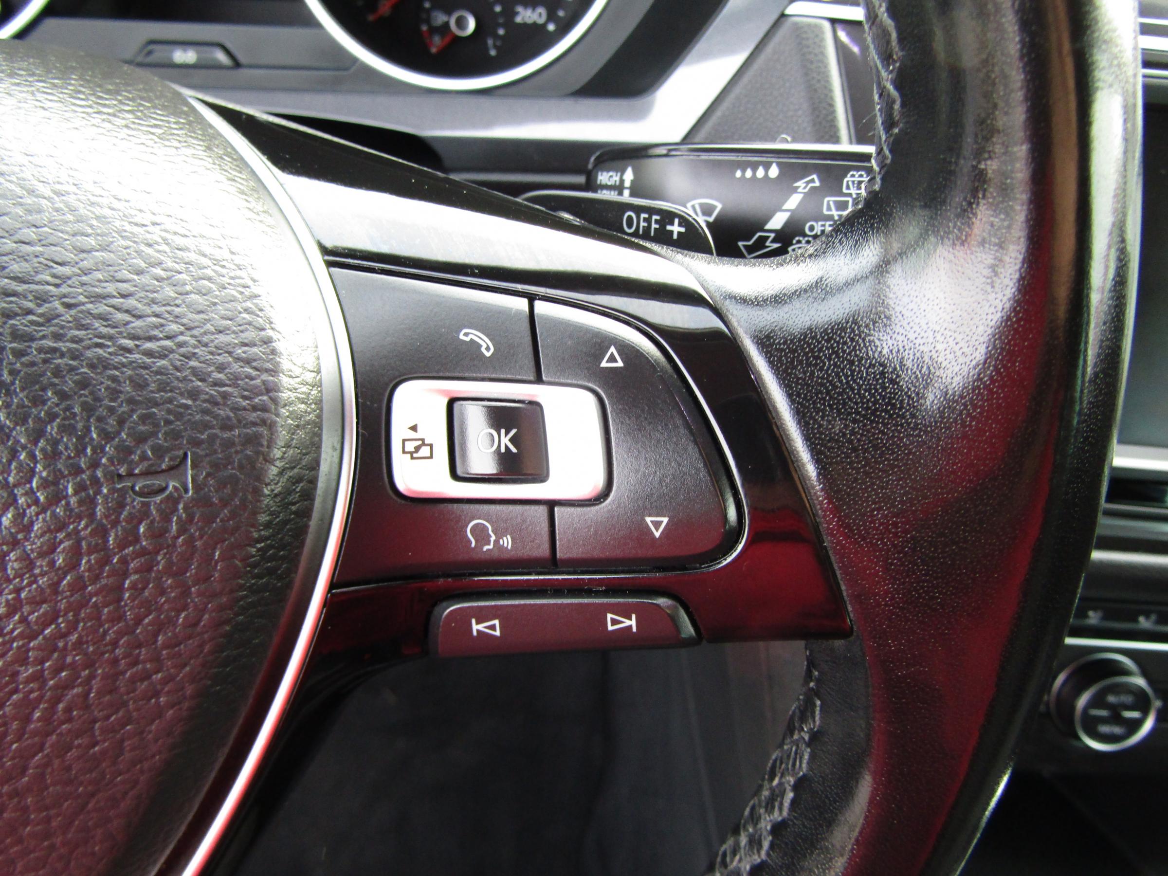 Volkswagen Tiguan, 2016 - pohled č. 13