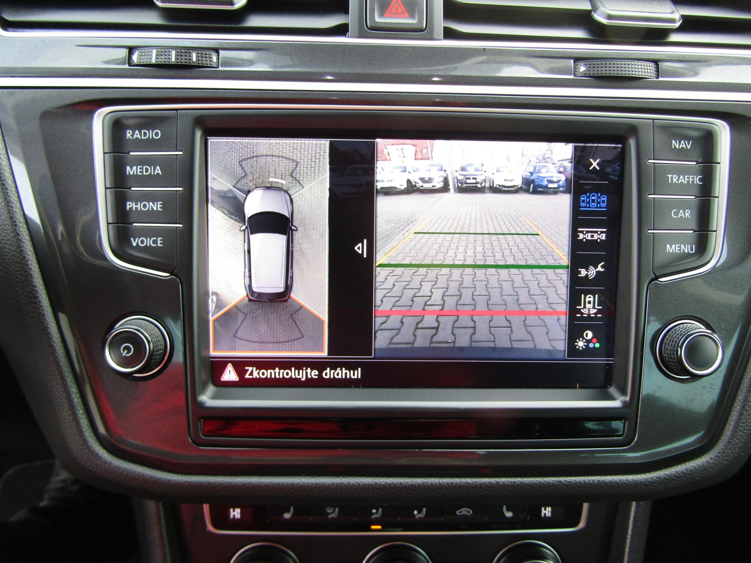 Volkswagen Tiguan, 2016 - pohled č. 15