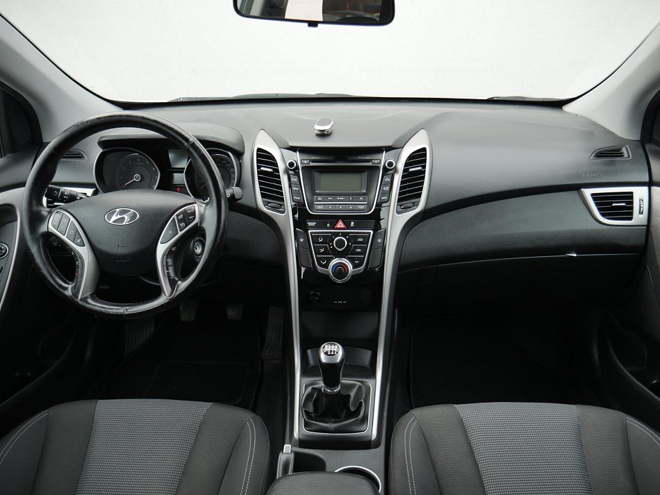 Hyundai I30 1.6 CVVT Trikolor