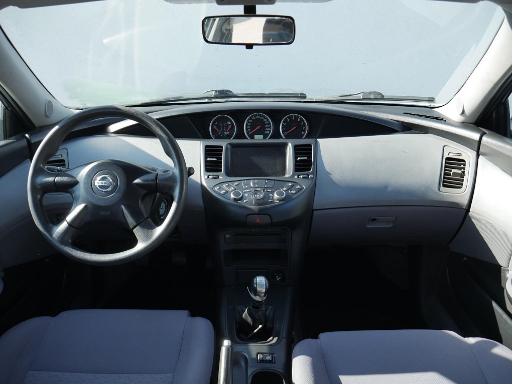 Nissan Primera 1.8i 