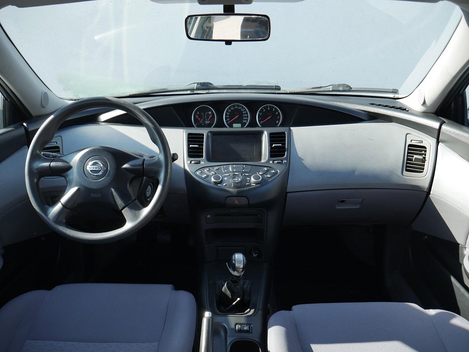 Nissan Primera 1.8i 