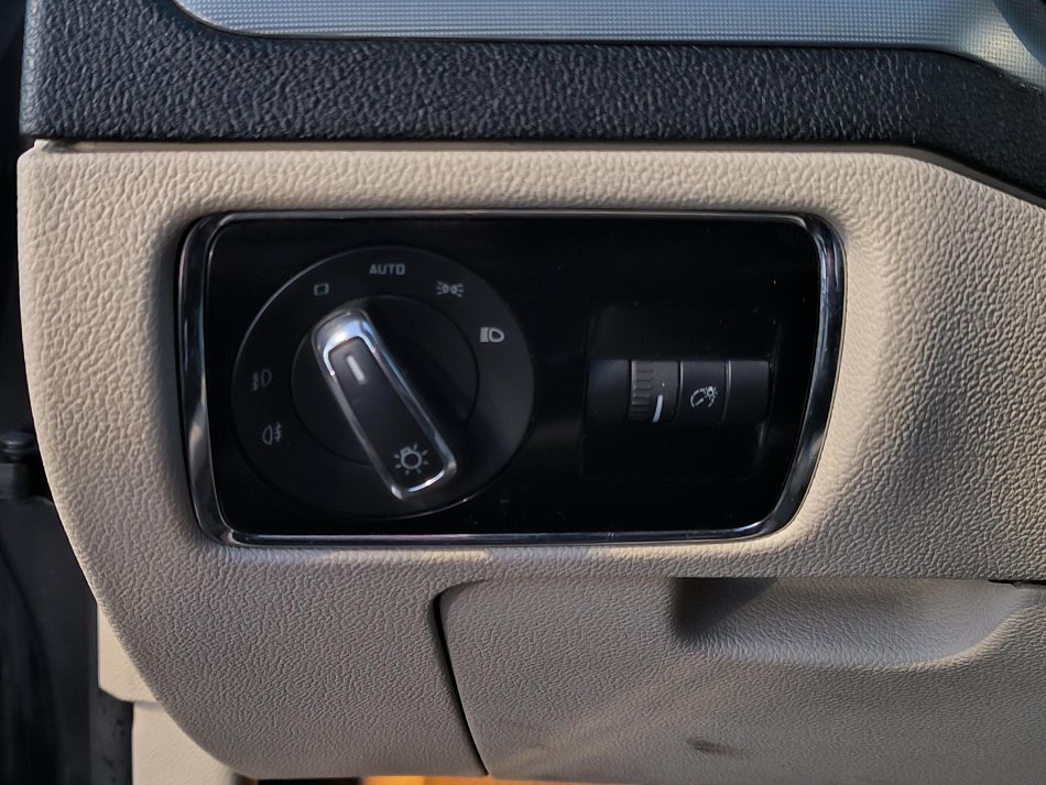 Škoda Superb II 2.0 TDi 