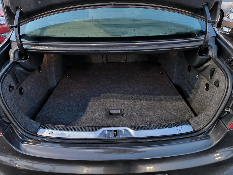 Škoda Superb II 2.0 TDi 