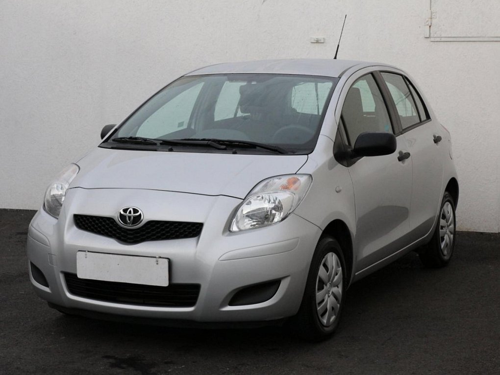 Toyota Yaris 1.0NVT-1 