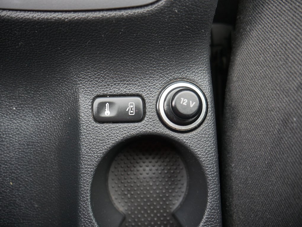 Škoda Octavia II 1.6 MPi Ambiente