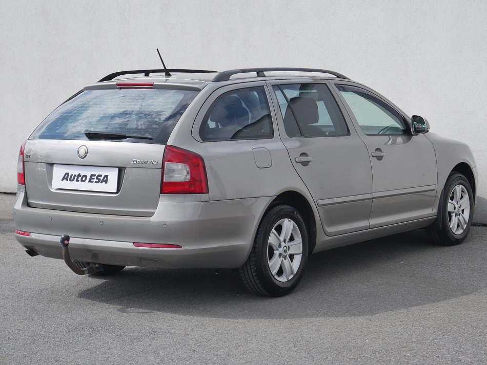 Škoda Octavia II 1.6 MPi Ambiente