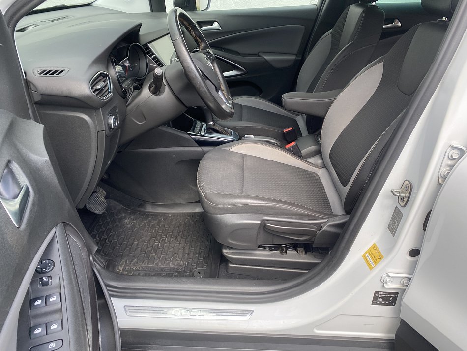 Opel Crossland X 1.2 i 
