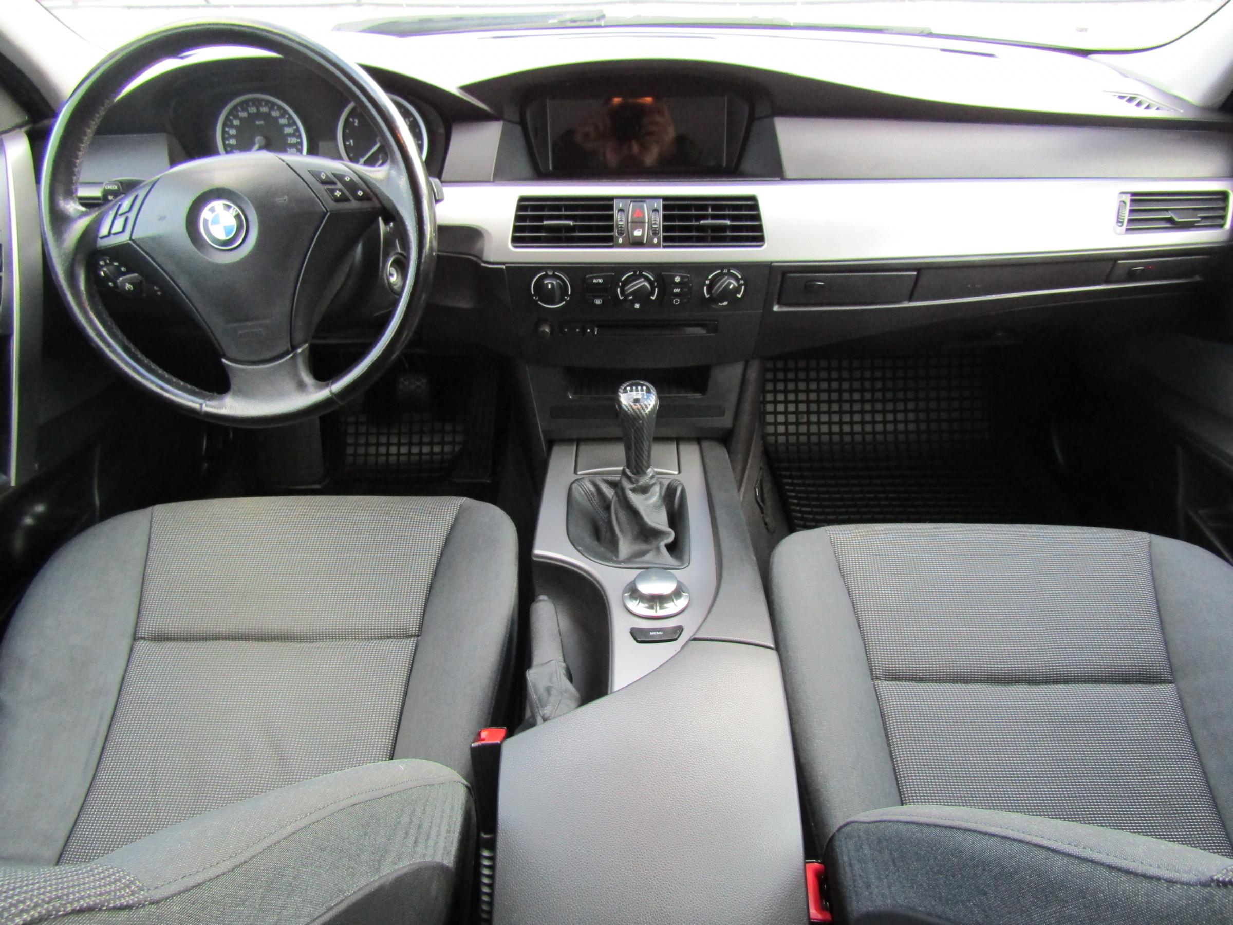 BMW Řada 5, 2004 - pohled č. 10