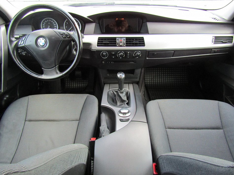 BMW Řada 5 2.5 i  525 i