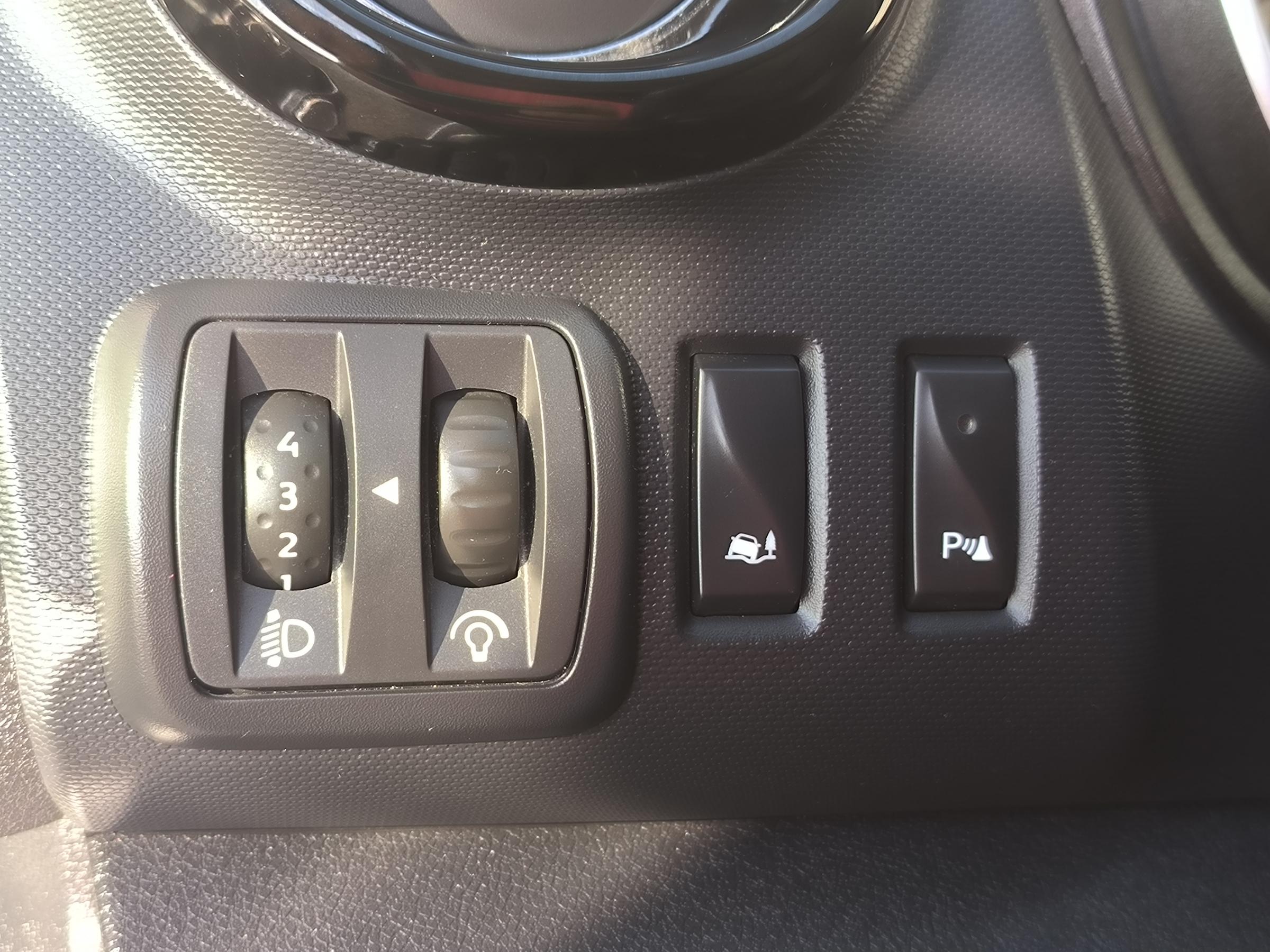 Opel Vivaro, 2016 - pohled č. 19