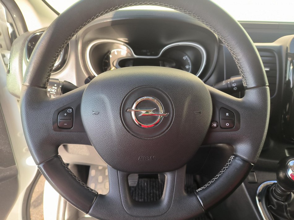 Opel Vivaro 1.6CDTi  5míst