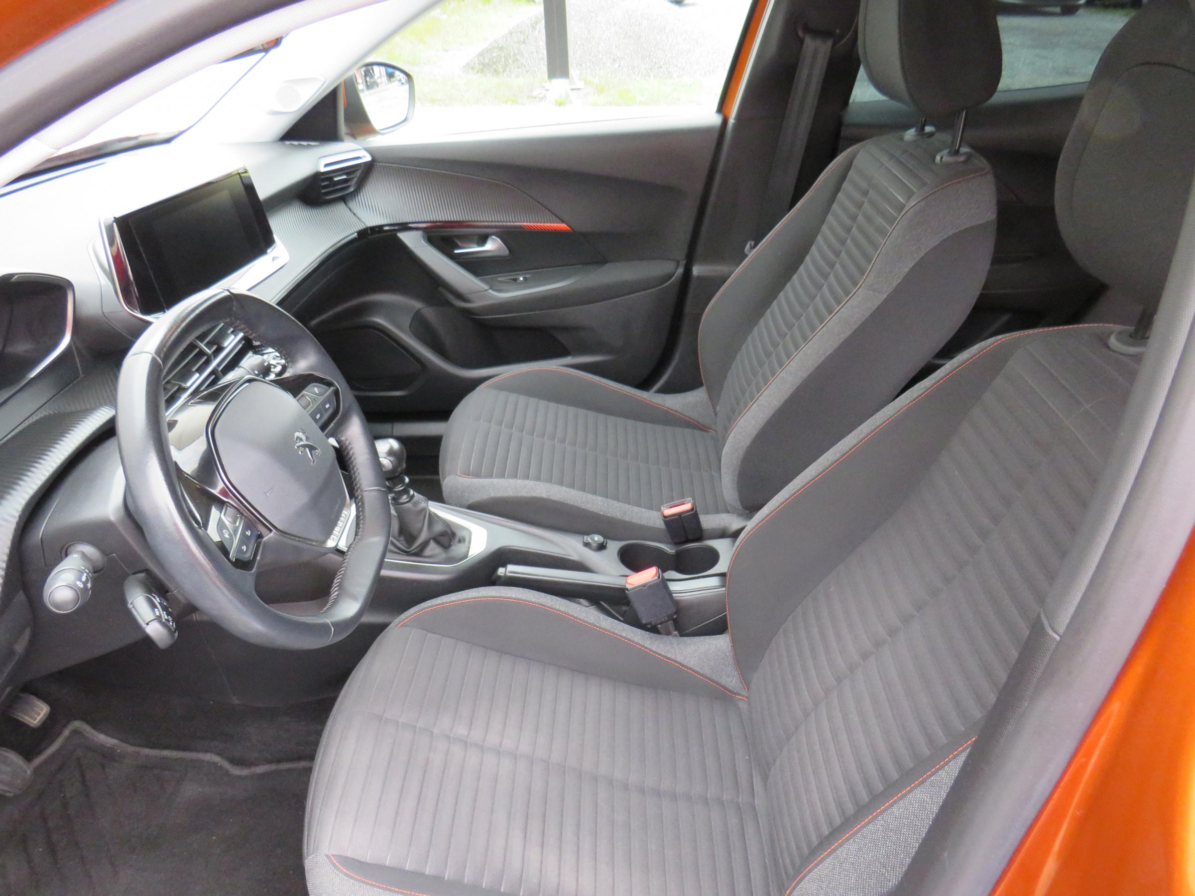 Peugeot 2008, 2020 - pohled č. 9