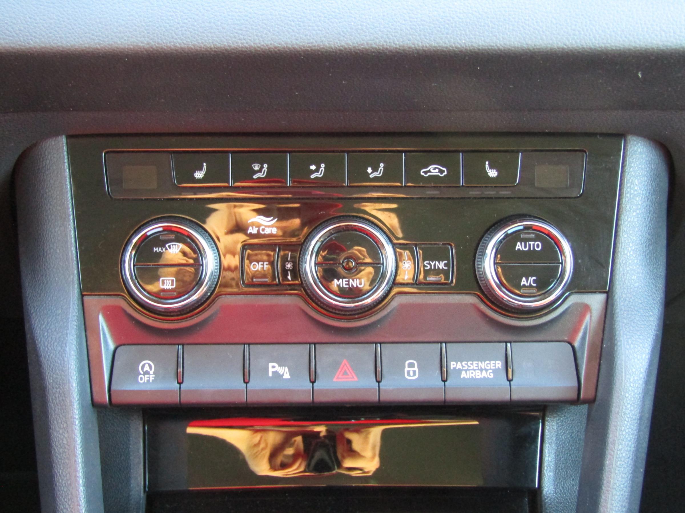 Škoda Karoq, 2018 - pohled č. 16