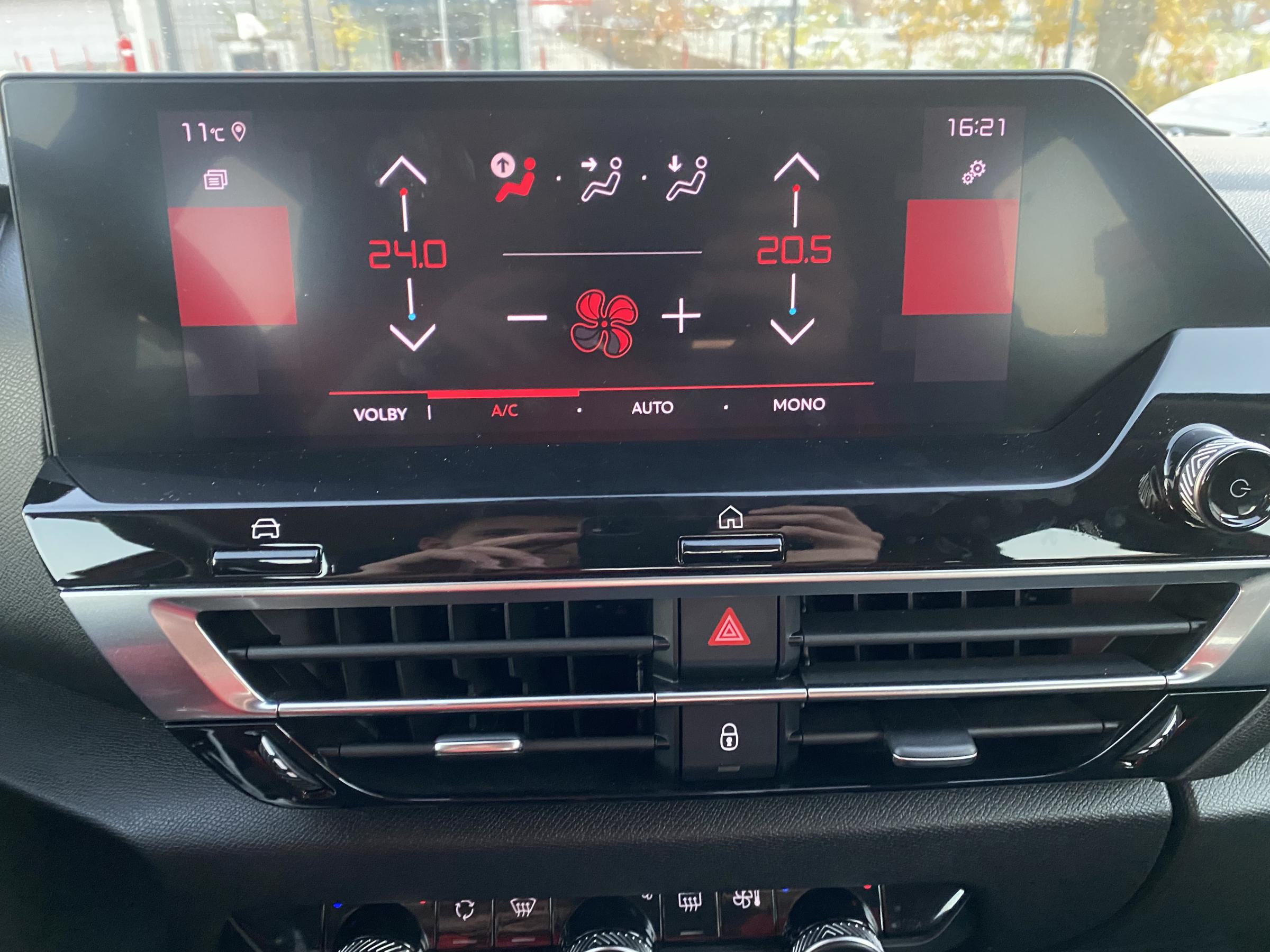 Citroën C4, 2021 - pohled č. 17