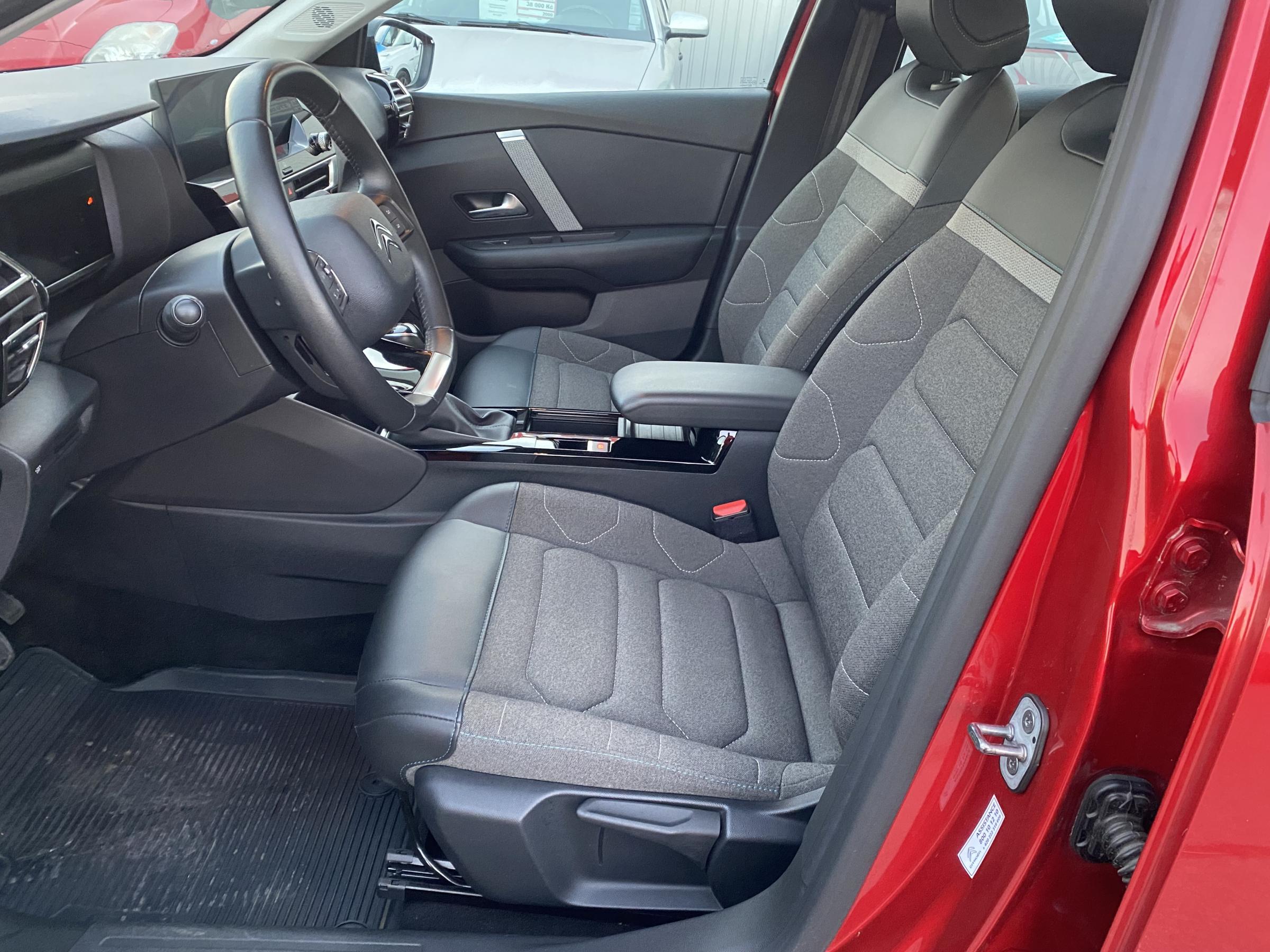 Citroën C4, 2021 - pohled č. 9