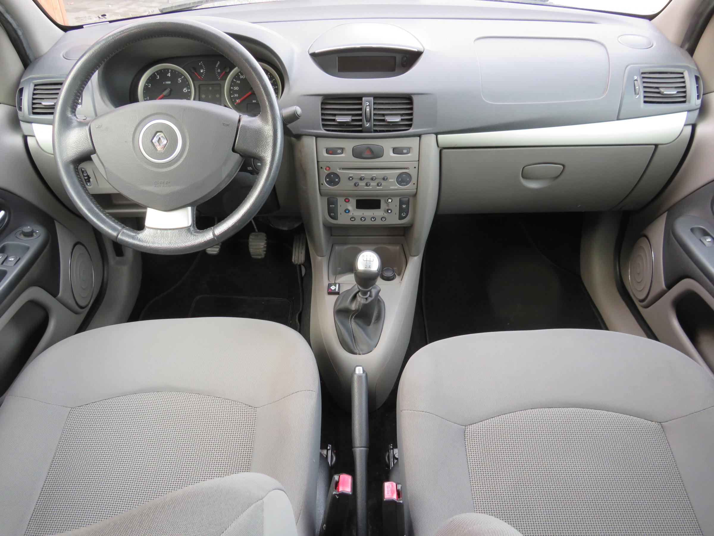 Renault Thalia, 2011 - pohled č. 8