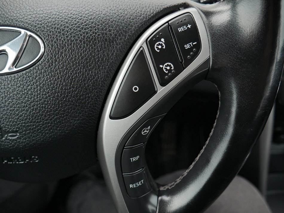 Hyundai I30 1.6 CVVT Trikolor