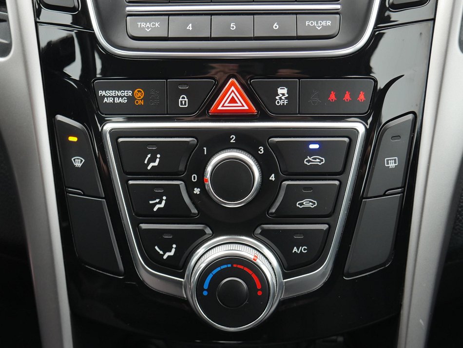 Hyundai I30 1.6 CVVT Trikolor