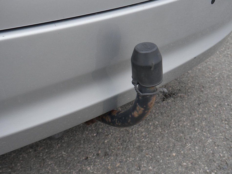 Hyundai I30 1.6 CVVT Trikolor