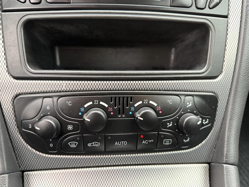 Mercedes-Benz Třída C 1.8i 