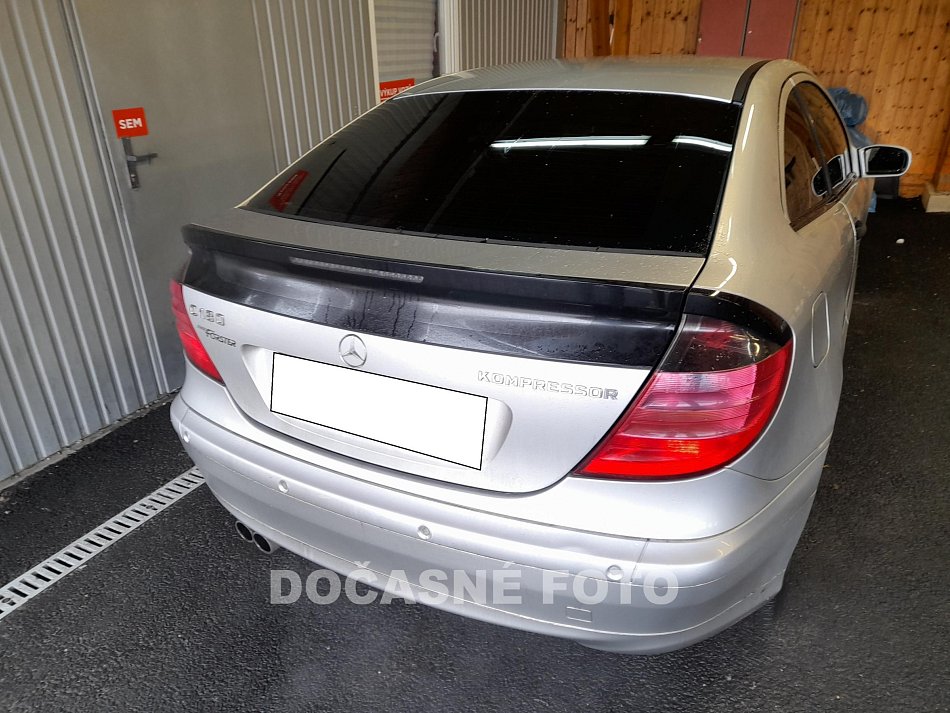 Mercedes-Benz Třída C 1.8 