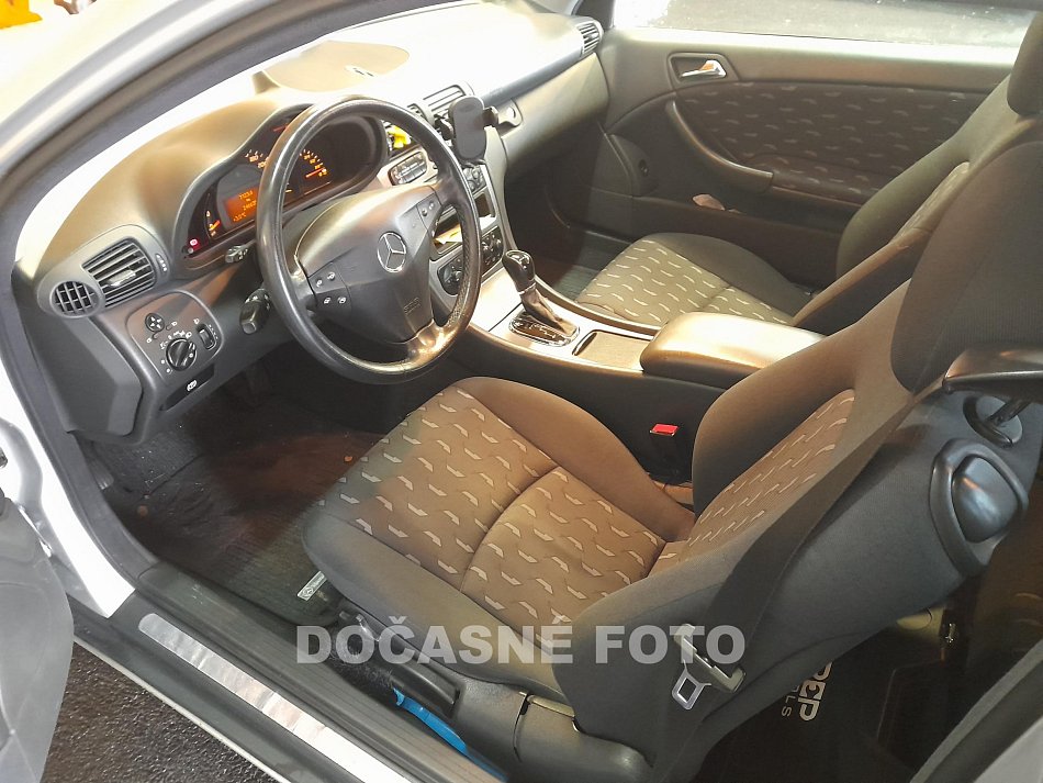 Mercedes-Benz Třída C 1.8 
