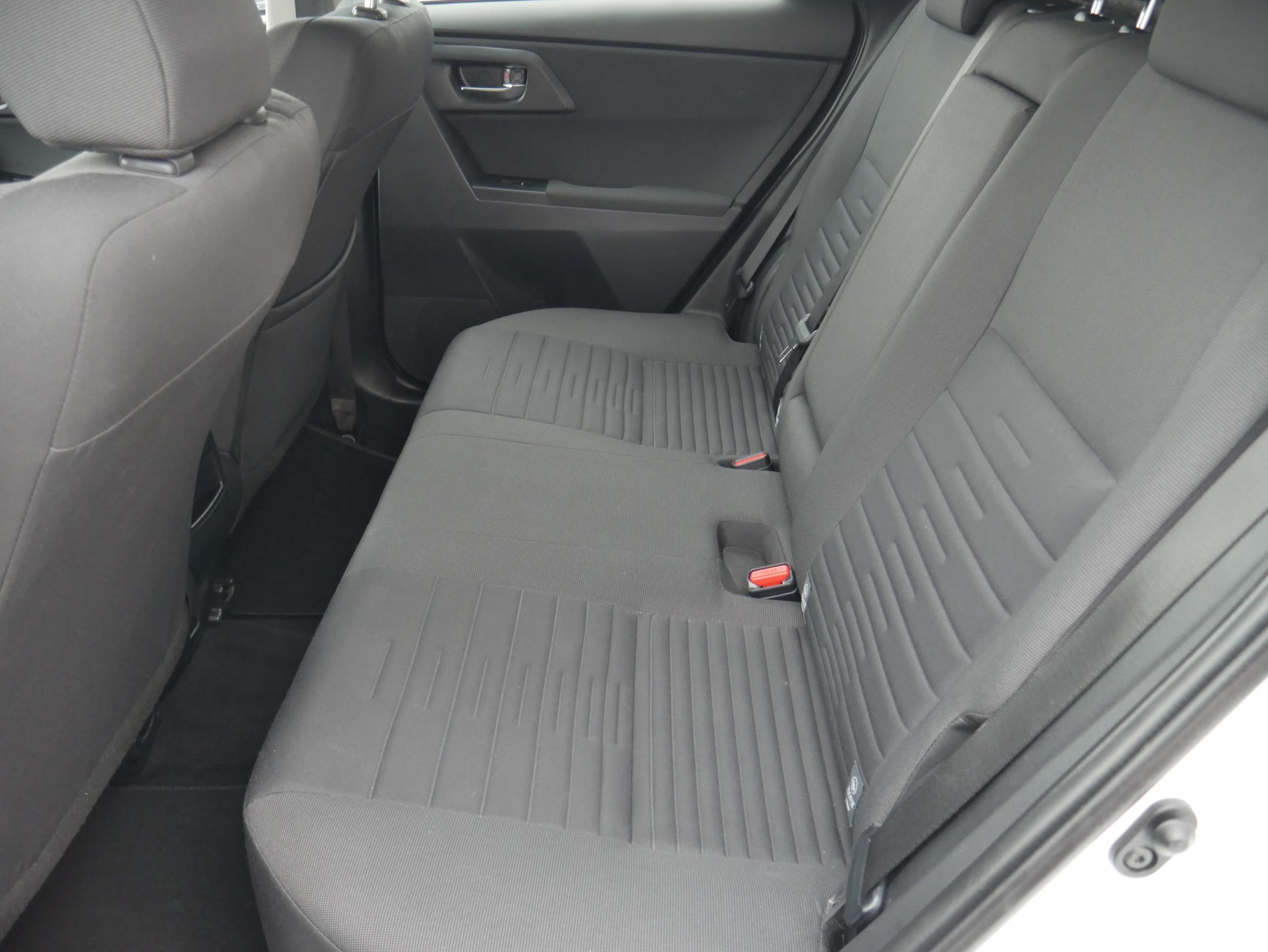 Toyota Auris, 2017 - pohled č. 10