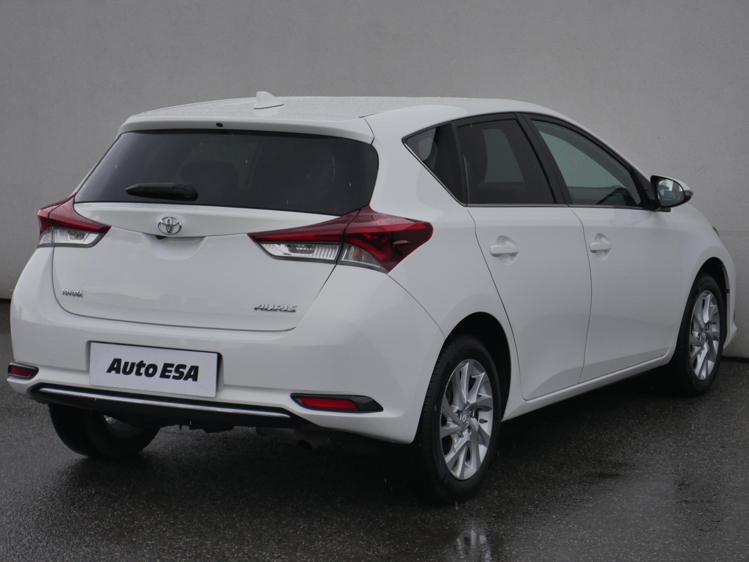 Toyota Auris, 2017 - pohled č. 4