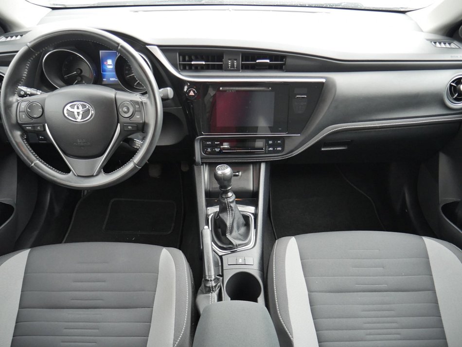 Toyota Auris 1.6i 