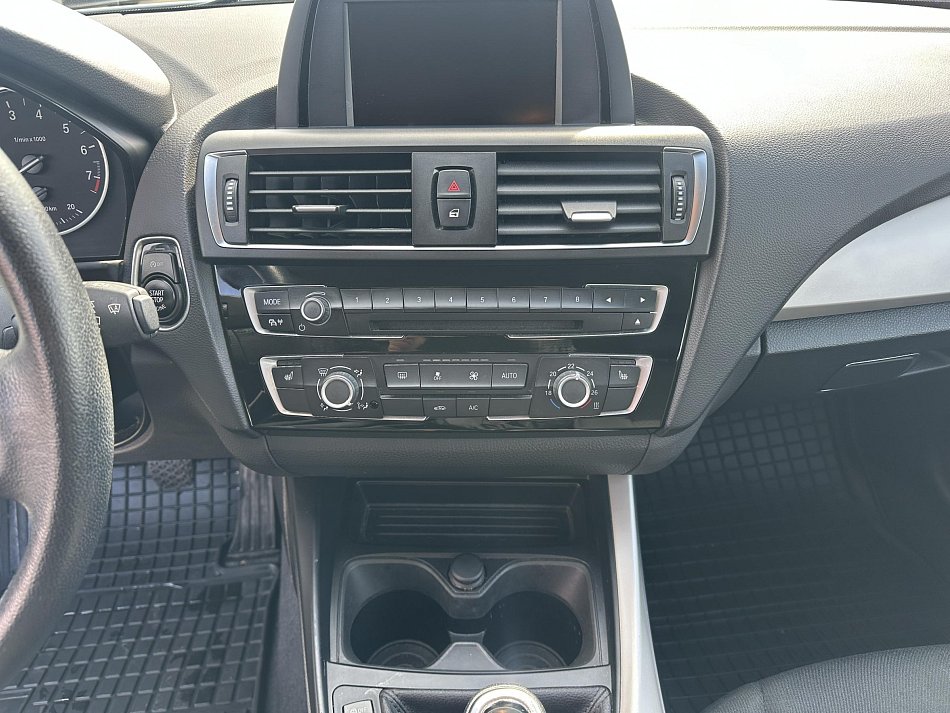 BMW Řada 1 1.5i  1161