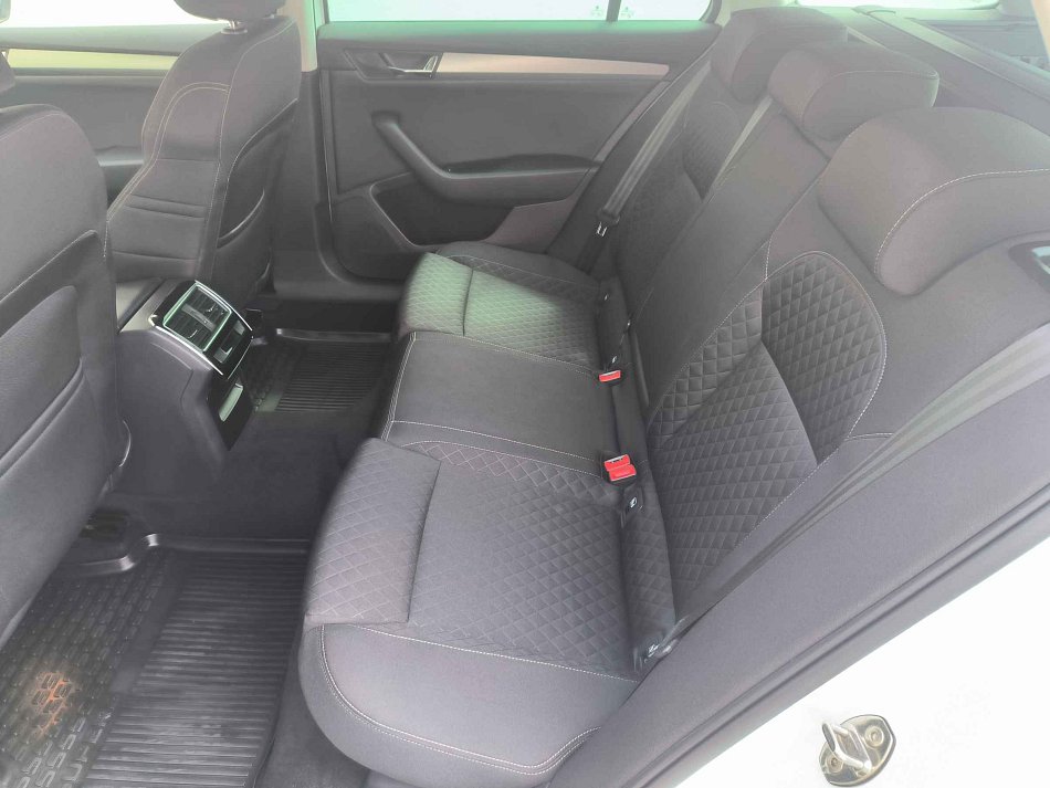 Škoda Superb III 1.8 TSi Style