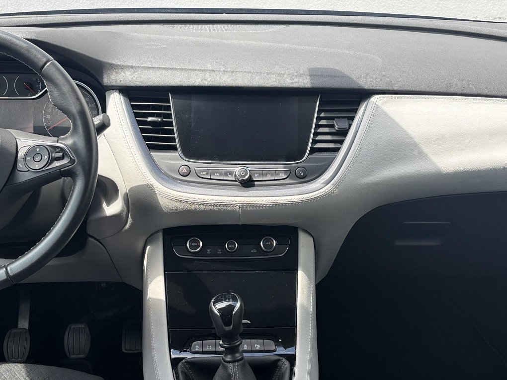 Opel Grandland X 1.2 PT Innovation