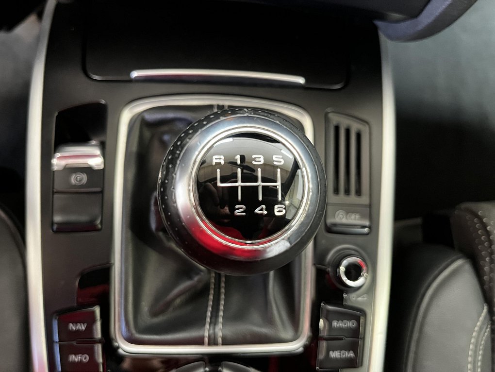 Audi A5 2.0 TDi S-line