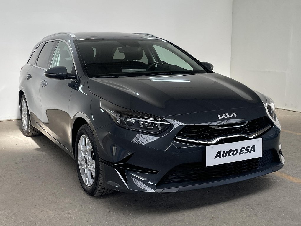 Kia Ceed 1.5 T-GDi TOP