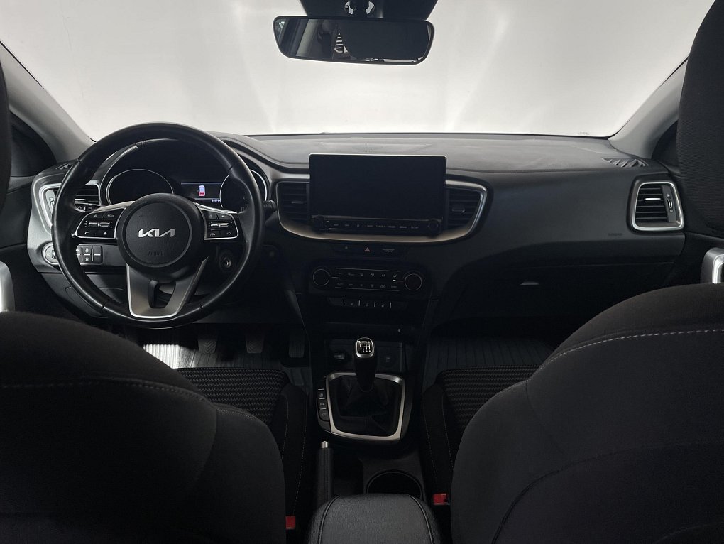 Kia Ceed 1.5 T-GDi TOP