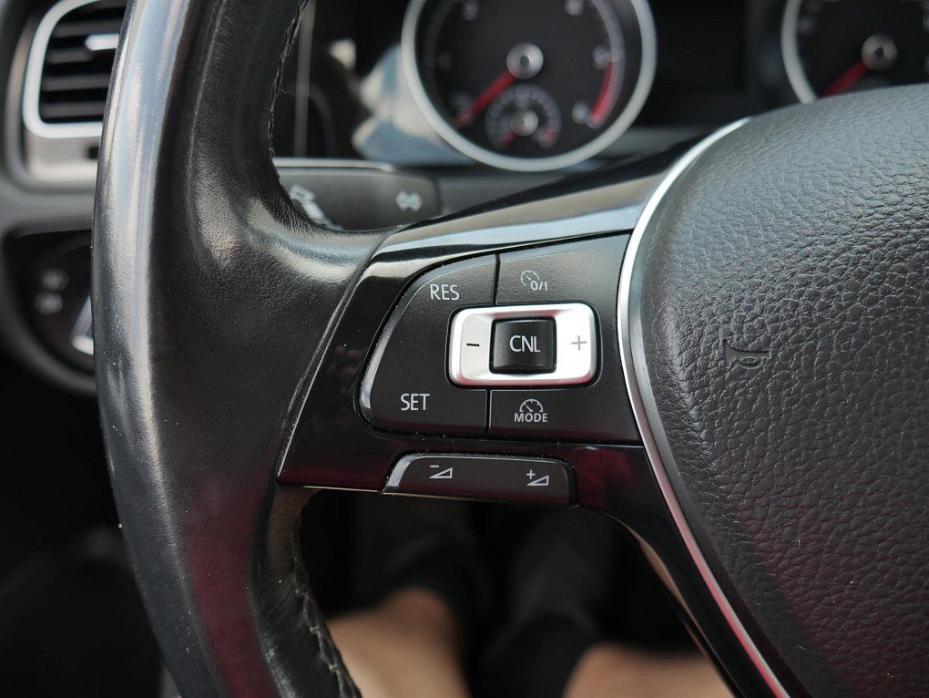 Volkswagen Golf 2.0TDi Highline