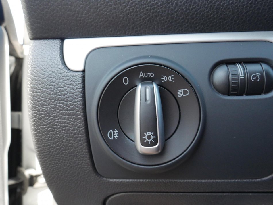 Volkswagen Scirocco 2.0 TDi 