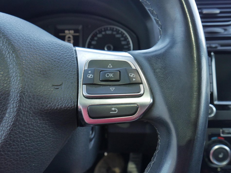 Volkswagen Scirocco 2.0 TDi 