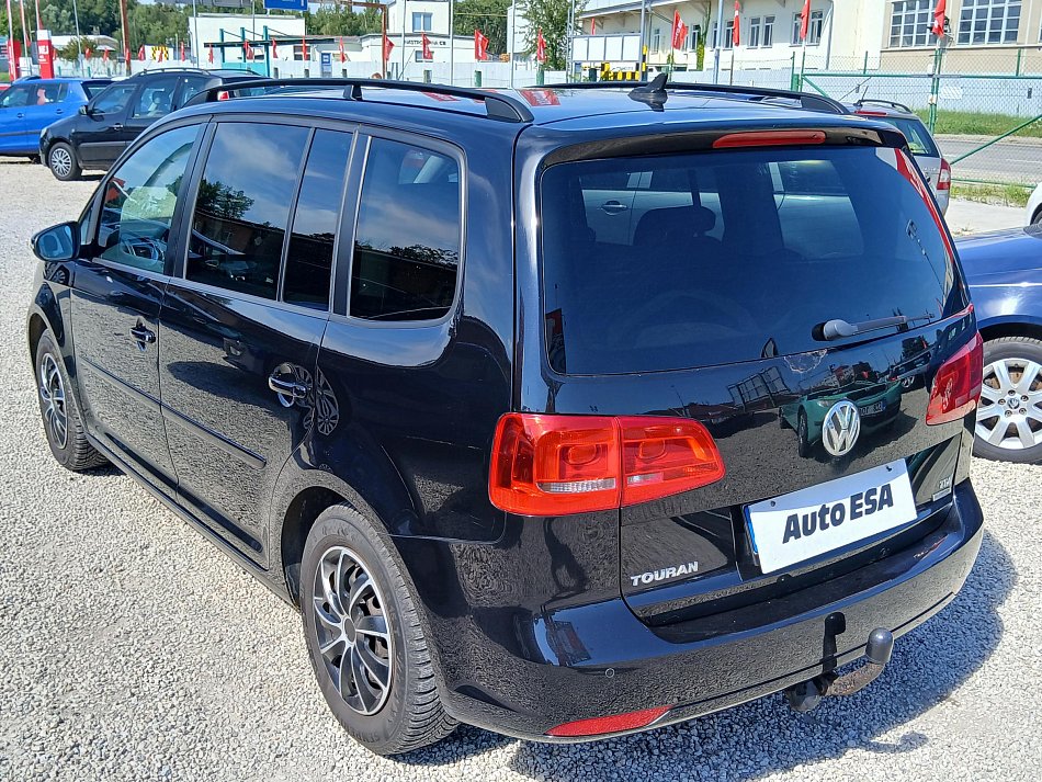 Volkswagen Touran 1.6 TDi 